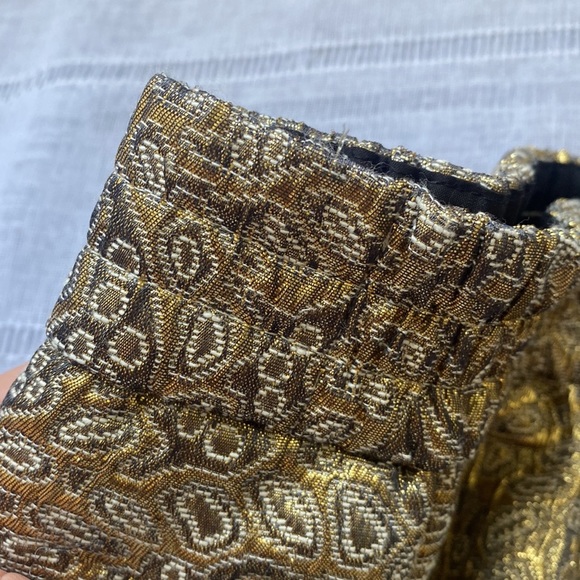 NWOT Loft Baroque fabric mini skirt. - Picture 5 of 14